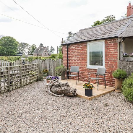 St Cuthbert'S Cottage Beal Екстер'єр фото