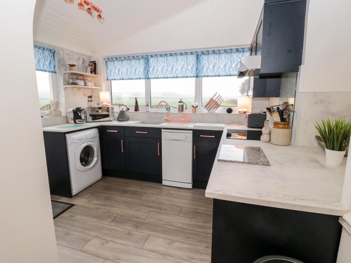 St Cuthbert'S Cottage Beal Екстер'єр фото
