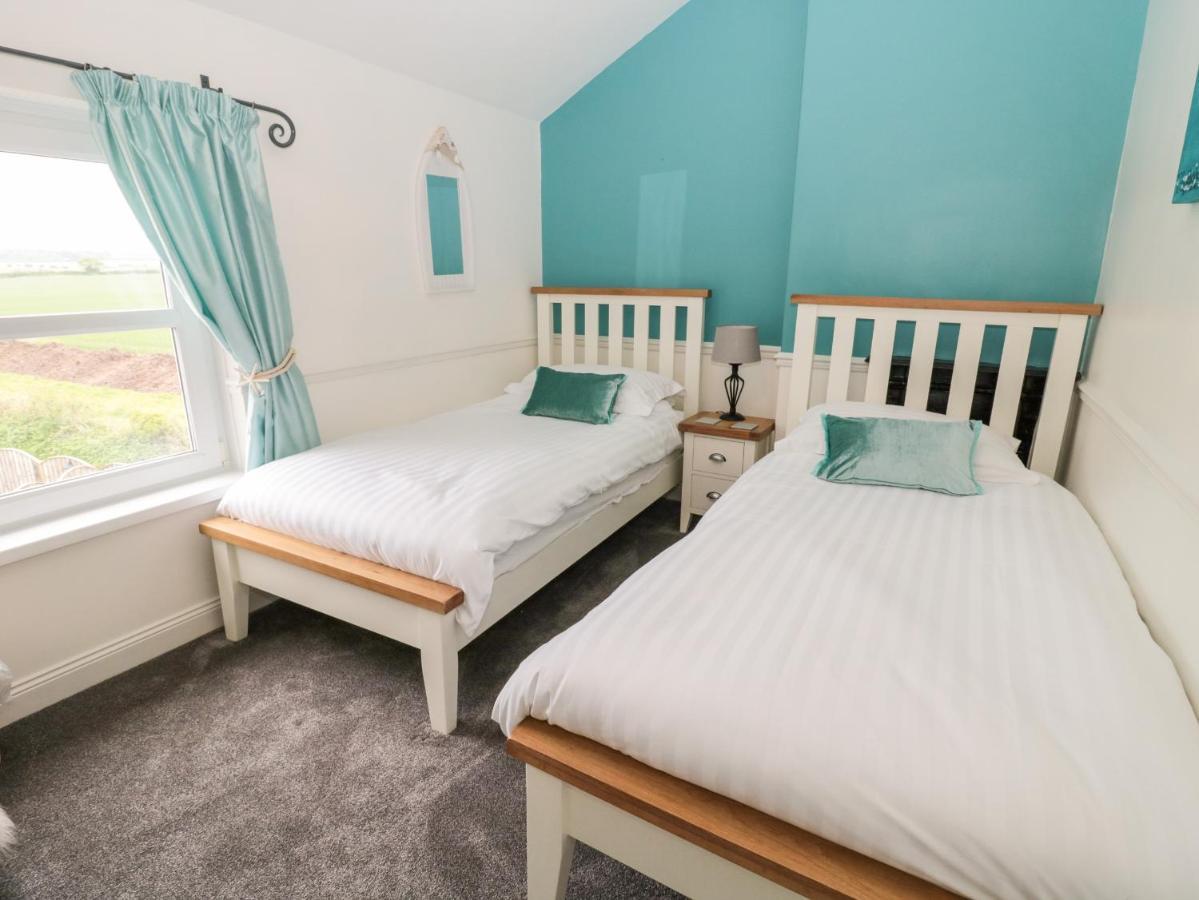 St Cuthbert'S Cottage Beal Екстер'єр фото