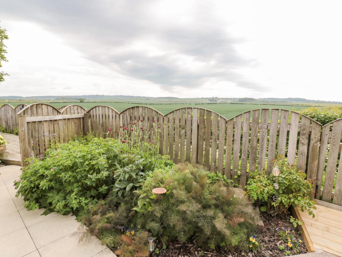 St Cuthbert'S Cottage Beal Екстер'єр фото