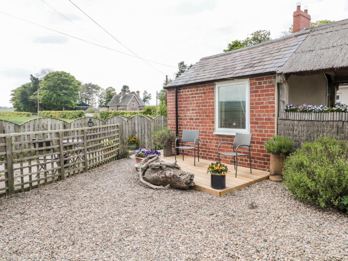 St Cuthbert'S Cottage Beal Екстер'єр фото
